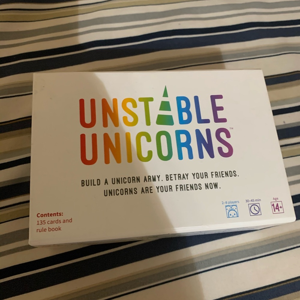 Unstable unicorn card game